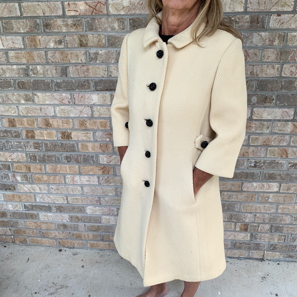 Vintage 1960s Ribbed Peacoat Rhinestone Buttons